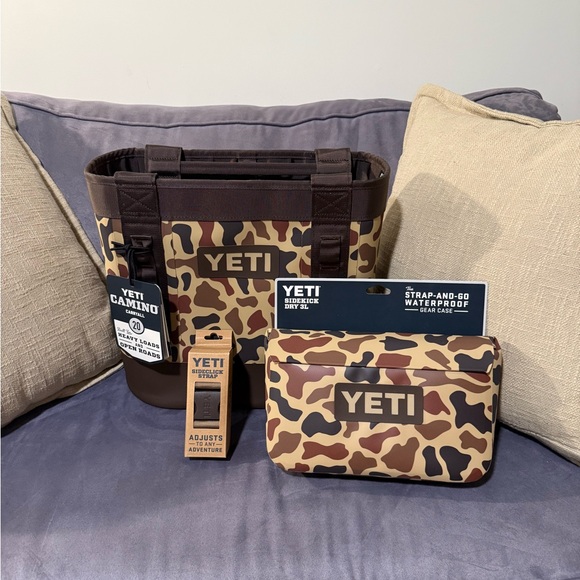 Yeti Camino 20 bundle-wetlands camo- NWT - Picture 1 of 5